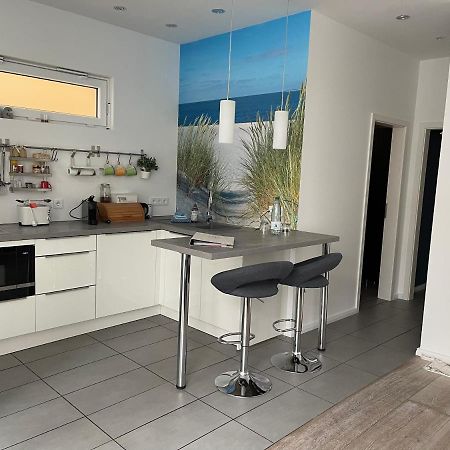 Ferienwohnung Am Traveufer Lübeck Exterior foto